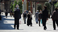 65 yaş üstü vatandaşlar sokaklara akın etti: Taksim ve İstiklal Caddesi'nde yoğunluk oluştu