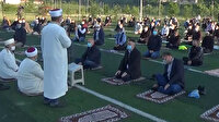 Sosyal mesafeli Bayram Namazı