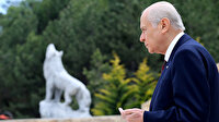 Bahçeli, Ülkücü Şehitler Anıtı'nı ziyaret etti: Kırmızı karanfil bıraktı