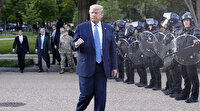 Trump protestoların ortasında Beyaz Saray’dan yürüyerek çıktı