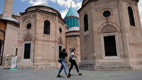 Ziyarete açılan Mevlana Müzesi, yerli turistlere kaldı
