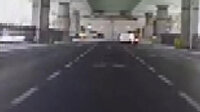 Motosiklete çarptı hiçbir şey olmamış gibi devam etti