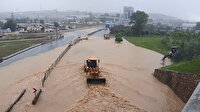 Sel sularının kapattığı D-100 karayolu 5 saatte trafiğe açılabildi