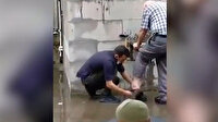 Polis memuru abdest alan yaşlı adama böyle yardım etti