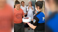 Polis ekiplerinden down sendromlu gence doğum günü sürprizi: Gencin mutluluğu yüzüne yansıdı