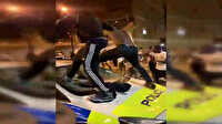 Londra’da izinsiz sokak partisine müdahale: 15 polis yaralı