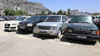 Servet değerinde ama satılmıyor: Milyonluk araçlar otoparkta çürüyor