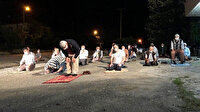 İmama küsen vatandaşlar kıraathane önünde namaz kıldı: Diyanet İşleri Başkanı talimat verdi
