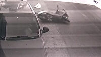 Kediyi ezmemek için motosikletiyle kaza yaptı