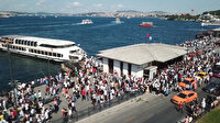 Eminönü İskelesi tıklım tıklım: Korkutan kalabalık havadan görüntülendi