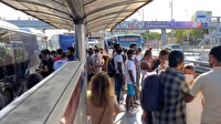 Küçükçekmece metrobüs durağında dikkat çeken yoğunluk