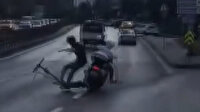 Fatih'te kaza: Kiraladığı elektrikli scooter ile motosiklete çarptı