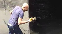 Kanalizasyonda mahsur kalan yavru kediye sıradışı kurtarma operasyonu