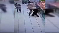 Rusya'da bir kadın girdiği marketteki reyon görevlisini defalarca bıçakladı