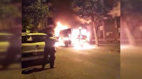 İstanbul'da panelvan minibüs sokak ortasında alev alev yandı