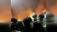 Yunanistan'da suikast gibi yangın: Midilli Adası'nda 12 bin mültecinin bulunduğu Moria kampı alev alev yandı