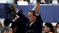 Japonya'da iktidardaki LDP başkanlığına Kabine Baş Sekreteri Suga Yoşihide seçildi: Suga’nın başbakanlık görevini üstlenmesi bekleniyor