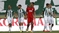 Beşiktaş savunması dağıldı, Konyaspor farka gitti