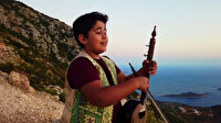 Elinde kemane dilinde türkü: Sesiyle gönülleri fetheden Eren, müzik için köy köy geziyor