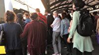 İstanbul'da sosyal mesafe unutuldu: Duraklar ve metrobüsler insan akınına uğradı