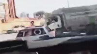 Gaziosmanpaşa'da kamyonet, gelin arabasına çarptı