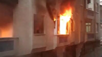 Bağcılar'da uyuşturucu bağımlısı olduğu iddia edilen kişi evi yaktı