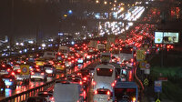 İstanbul'da trafik kilit: Yoğunluk yüzde 72'ye ulaştı