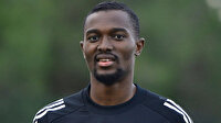 Beşiktaşlı Bernard Mensah milli takıma ara verdiğini açıkladı