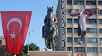 İzmir’e yeni Atatürk heykeli