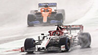 Formula-1 sürprizle başladı