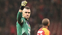 Muslera dönüyor