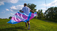 LGBT sapkınlığı sınır tanımıyor: Dört yaşındaki çocuğa 'cinsiyetsizlik' istismarı