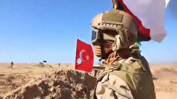 Darbeci Hafter güçlerinin tatbikatında Türk bayrağı yere atılıp çiğnendi