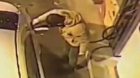 Rusya'da aracına yakıt dolduran kişi depo kapağını ateşe verdi