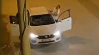 Antalya’da otomobil içerisindeki kadının yüzüne tekme