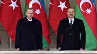 Cumhurbaşkanı Erdoğan ve Azerbaycan Cumhurbaşkanı İlham Aliyev, Zafer Geçidi Töreni'ndeki askerleri selamladı
