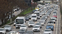İstanbul'da kısıtlama öncesi trafik kilit: Yoğunluk yüzde 80'e dayandı