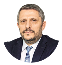 İtiraf sırası Aslı Aydıntaşbaş’ta