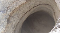 Konya'da büyük bir gürültüyle çöken toprak paniğe neden oldu: 40 metre derinliğinde obruk oluştu