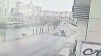 Başakşehir'de otomobil takla atıp sitenin duvarına çarptı