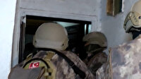 Antalya'da uyuşturucu satıcılarına şafak operasyonu