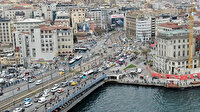 Eminönü'nde dikkat çeken yoğunluk