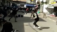 Iğdır’da sandalyelerin havada uçuştuğu kavgada engelli vatandaş arada kaldı