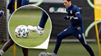 Mesut Özil özel kramponlarıyla sahalara döndü