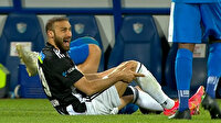 Beşiktaş'ta Cenk Tosun'un görüntüsü herkesi korkuttu: Milli yıldız sezonu kapattı