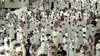 Kabe’de ilk teravih namazı koronavirüs önlemleri altında kılındı