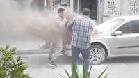 Beyoğlu'nda park halindeki otomobil alev alev yandı: Kaputu açan vatandaş parlayan alevden son anda kurtuldu