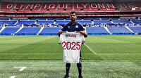 Lyon'da forma giyen ilk Türk oyuncu Cenk Özkacar