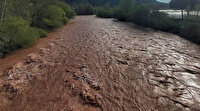 Sakarya Nehri kahverengine boyandı