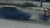 Manisa'da ters yöne giren motosiklet, otomobille kafa kafaya çarpıştı
